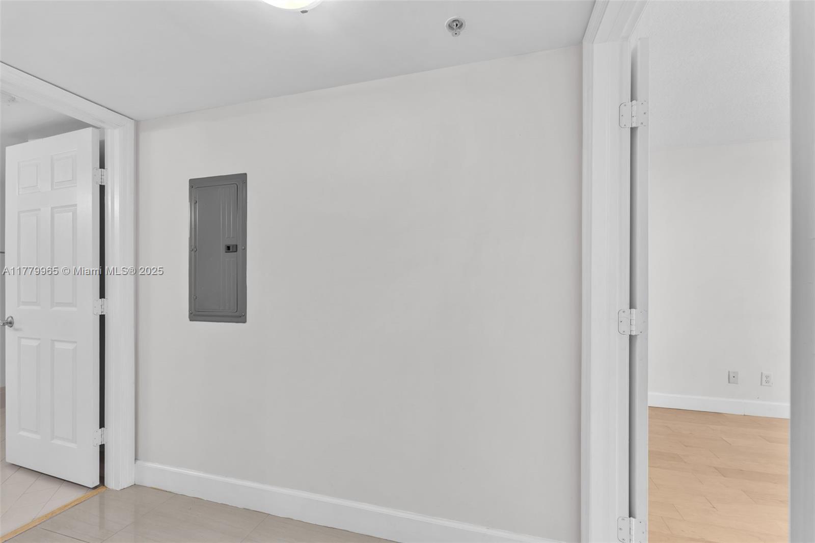 SHERIDAN BEACH CLUB CONDO - Residential