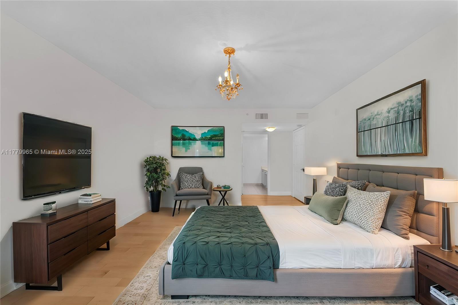 SHERIDAN BEACH CLUB CONDO - Residential