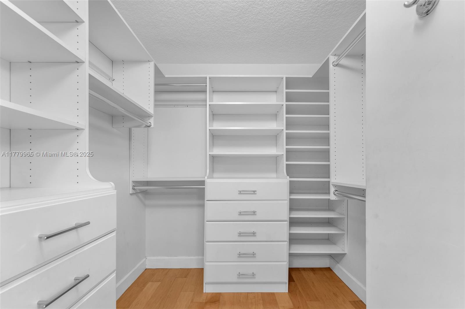 SHERIDAN BEACH CLUB CONDO - Residential