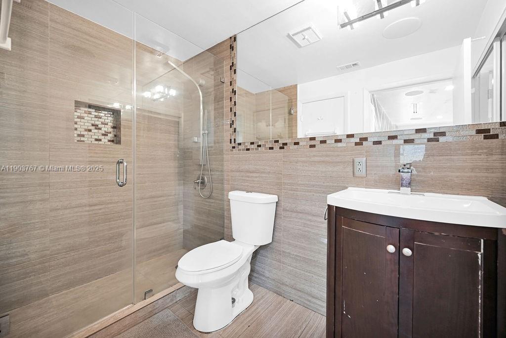 6590 SW 152nd Pl 25-90