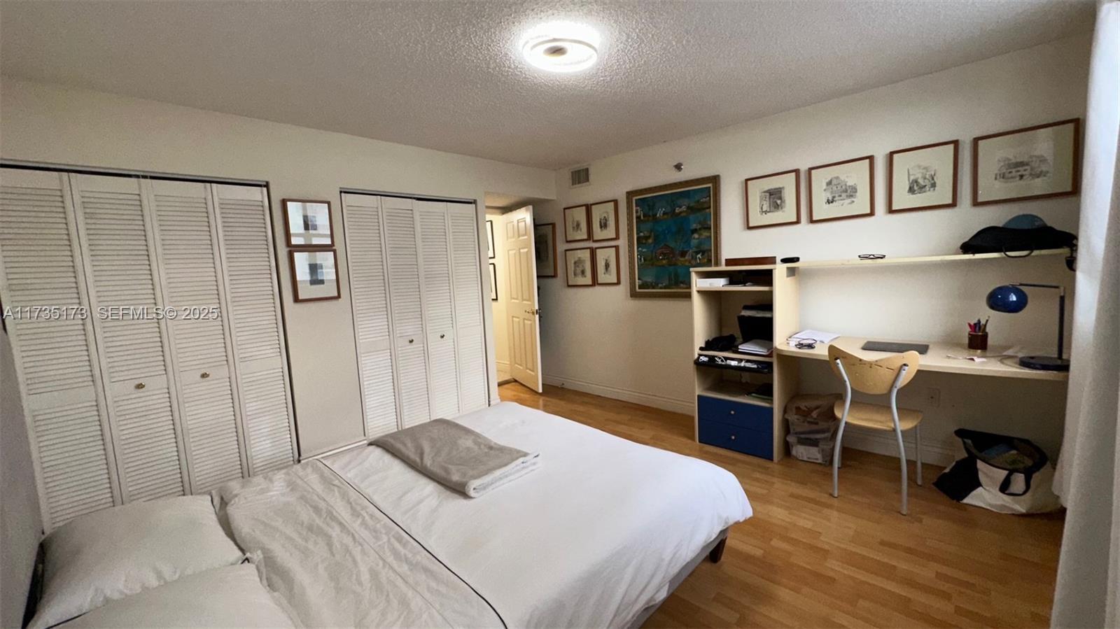 WINSTON TOWERS 600 CONDO - Residential