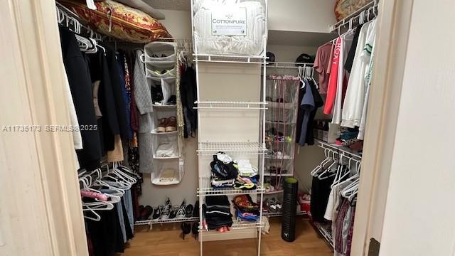 WINSTON TOWERS 600 CONDO - Residential