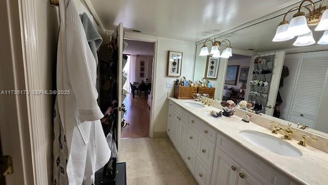 WINSTON TOWERS 600 CONDO - Residential