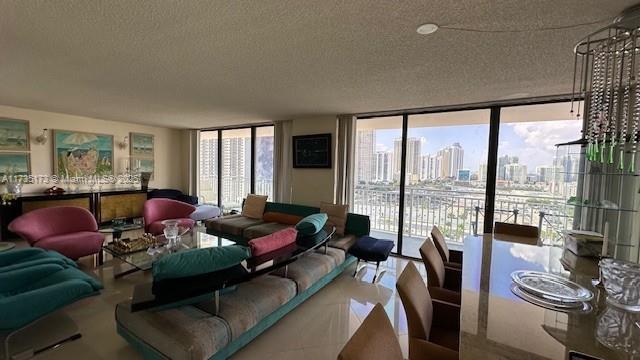 WINSTON TOWERS 600 CONDO - Residential