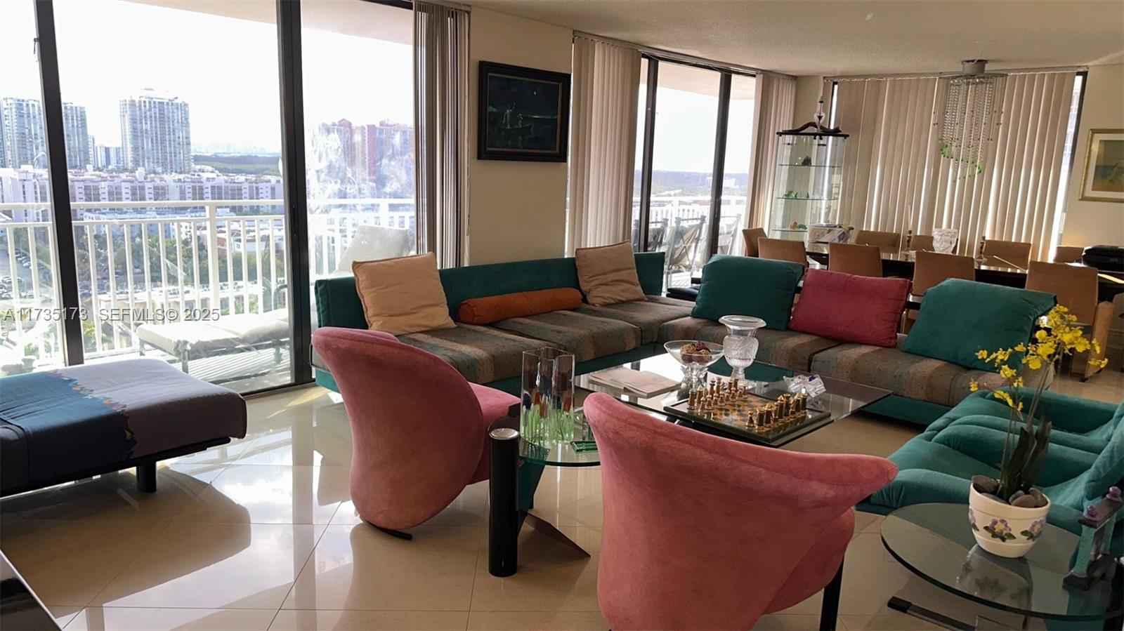 WINSTON TOWERS 600 CONDO - Residential