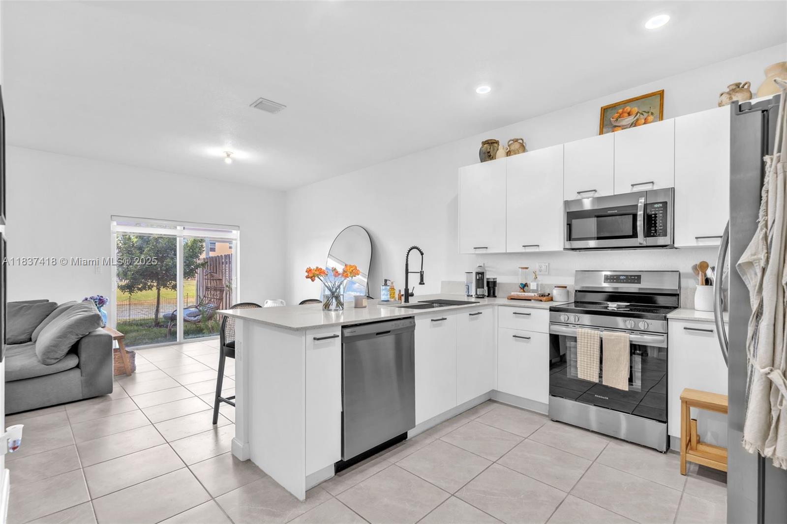 GOLF PARK SEC 1 - Residential