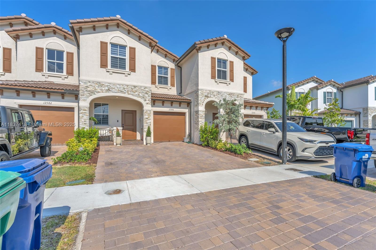 12586 NW 22nd Pl 12586