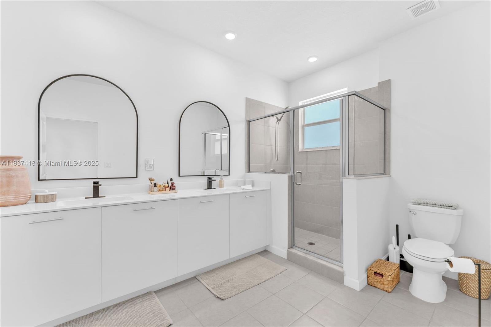 GOLF PARK SEC 1 - Residential