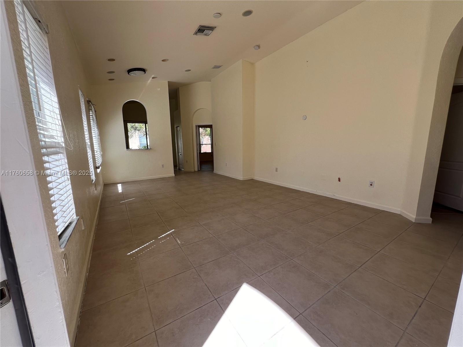 2240 Portofino Ave 2240, Homestead, Miami-Dade County, Florida - 3 Bedrooms  
2 Bathrooms - 
