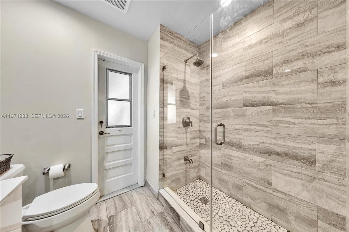 CHARLOTTE ESTATES - Residential