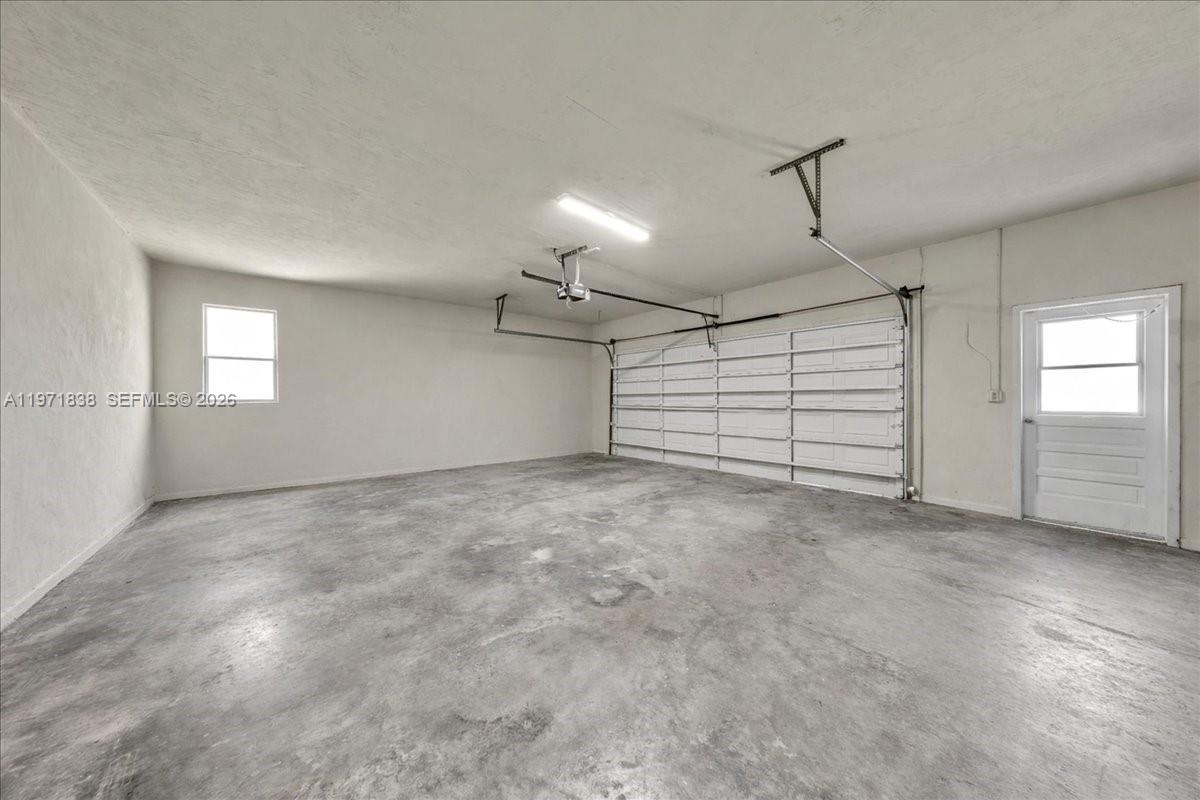 CHARLOTTE ESTATES - Residential