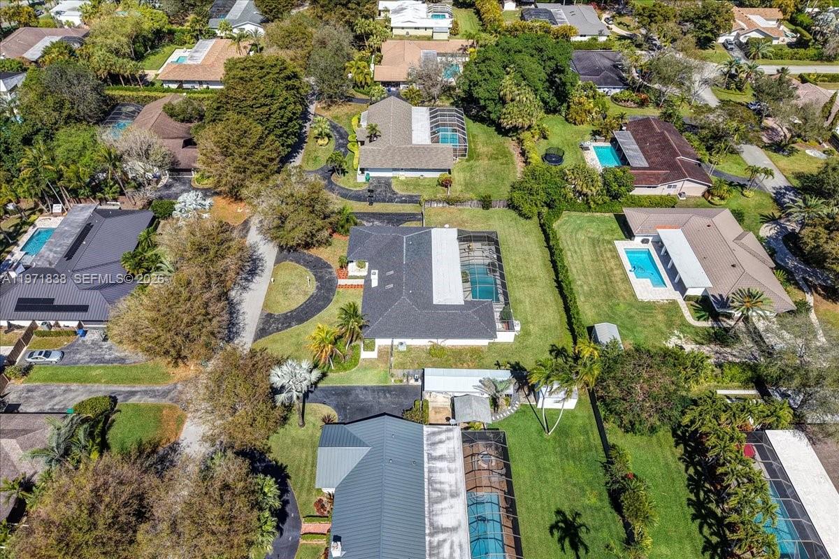 CHARLOTTE ESTATES - Residential