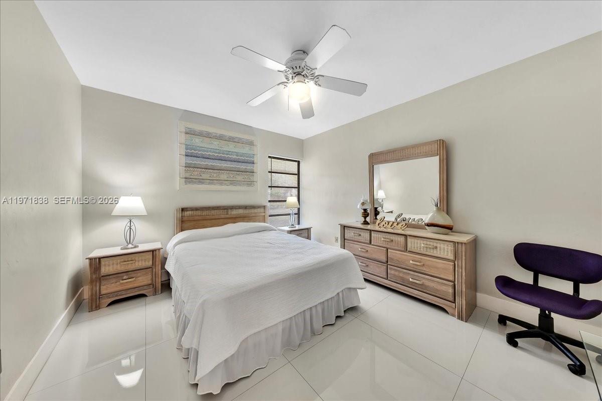 CHARLOTTE ESTATES - Residential