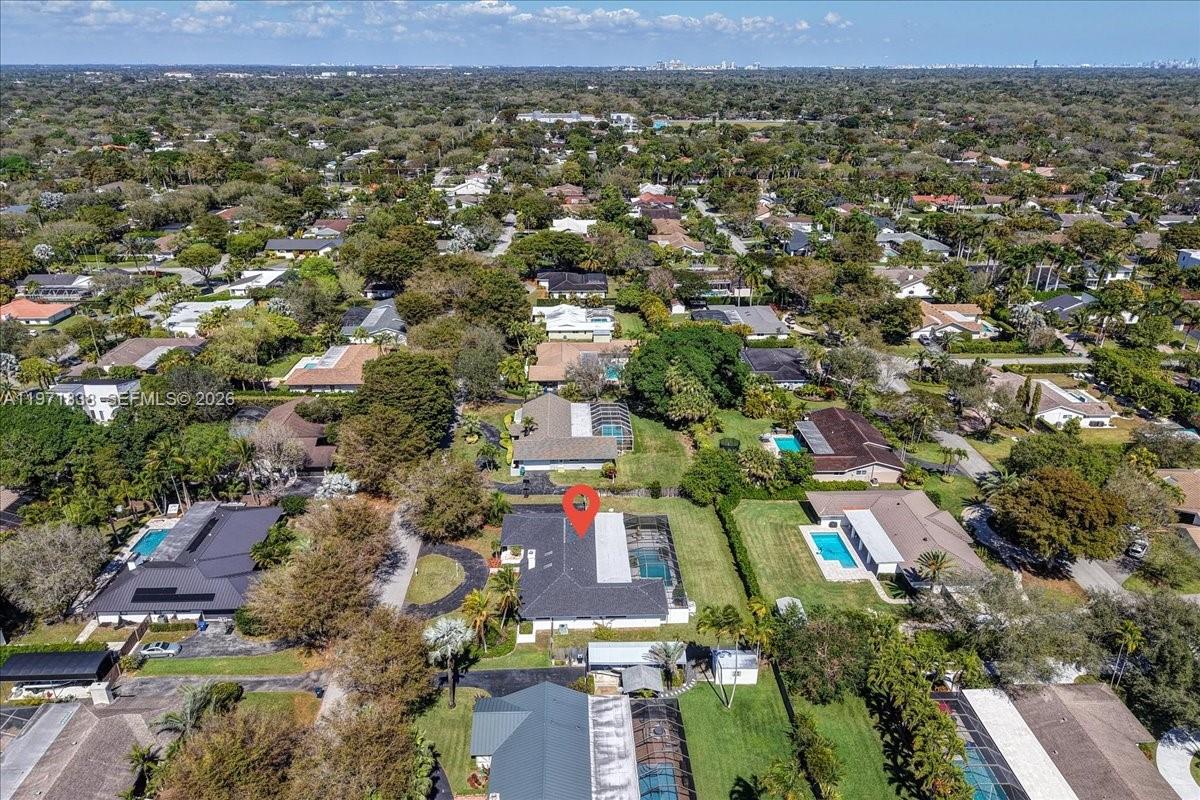 CHARLOTTE ESTATES - Residential