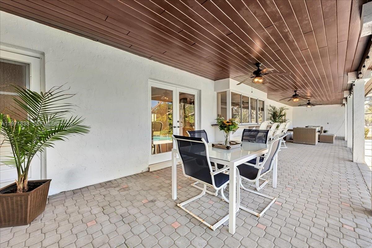 CHARLOTTE ESTATES - Residential