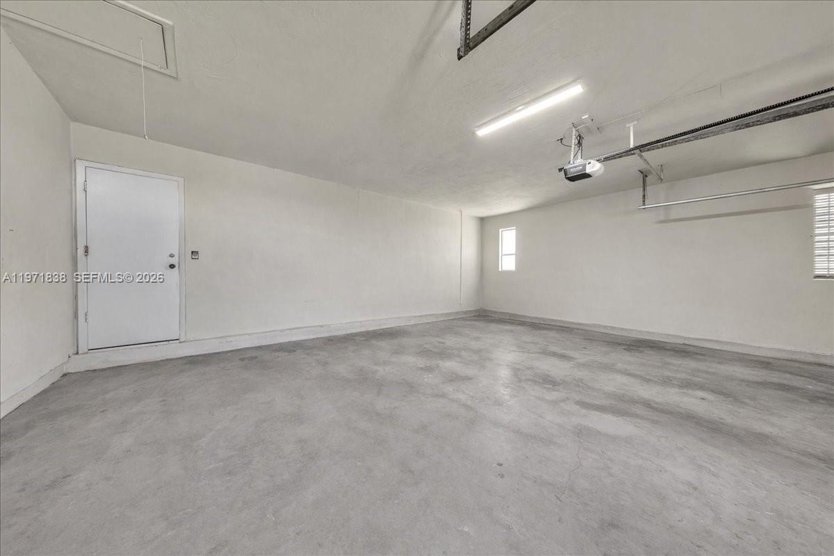 CHARLOTTE ESTATES - Residential