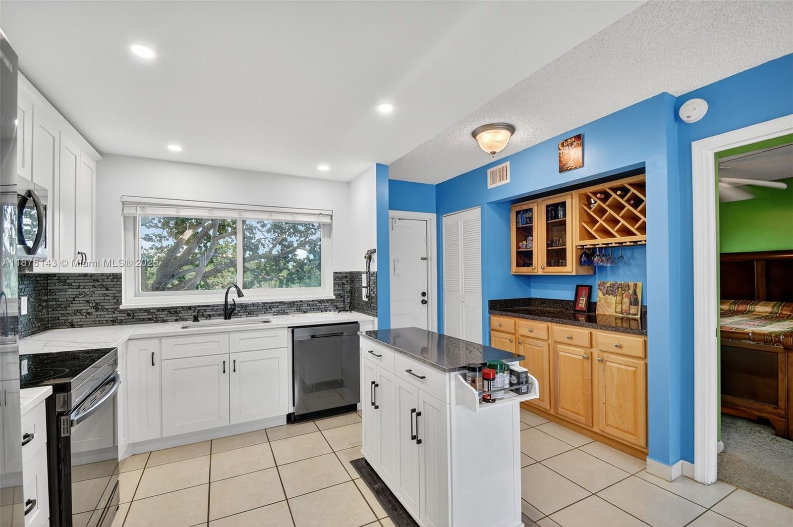 SEAGATE OF GULFSTREAM CON - Residential