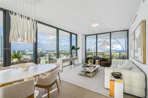 500 Alton 2405/06 Miami Beach FL 33139