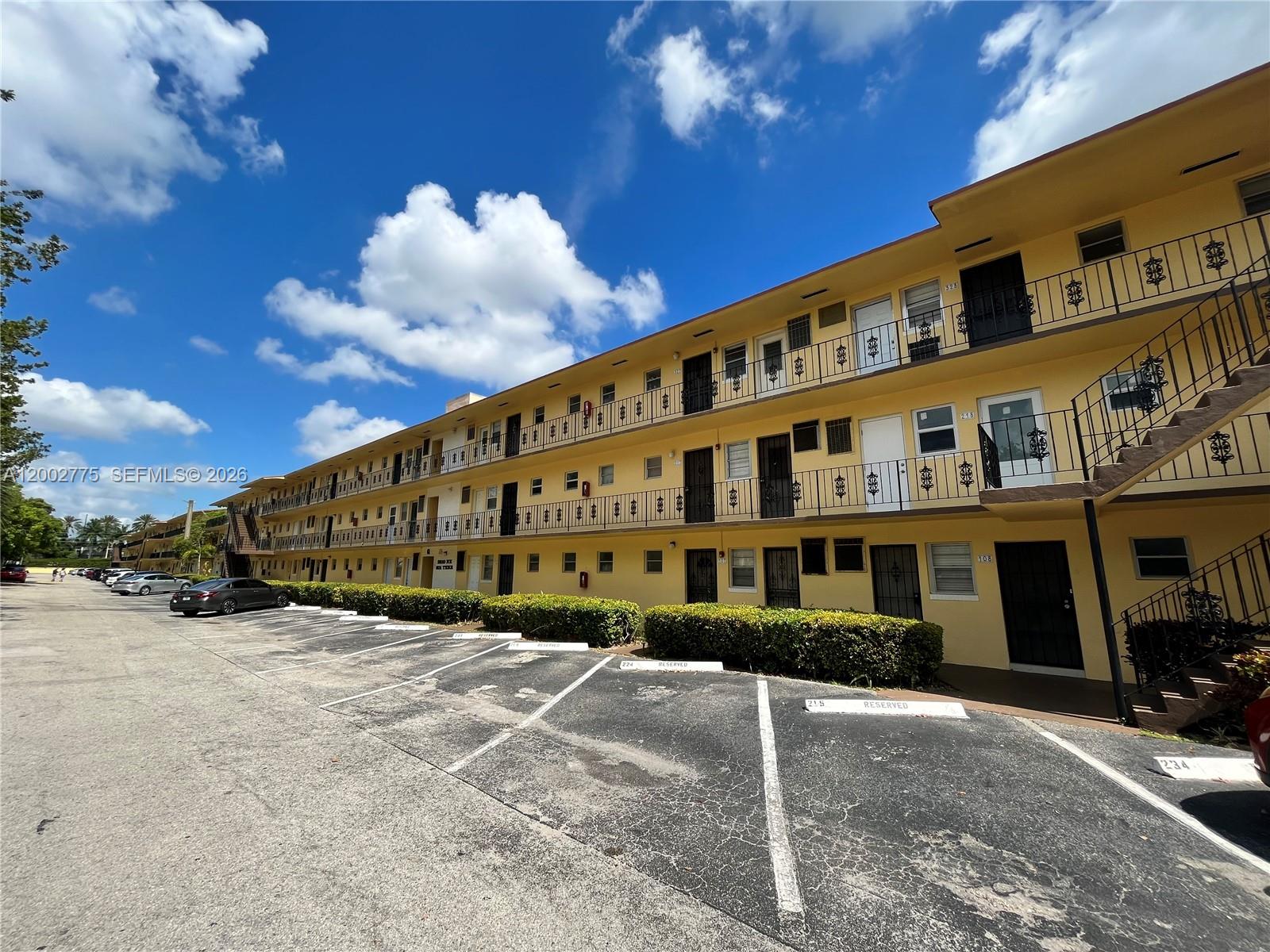 BISC LAKE GARDENS NO 2 BL - Residential Lease