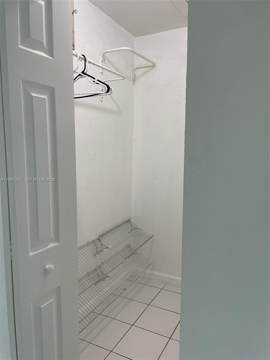 AURORA PARK - Residential Lease