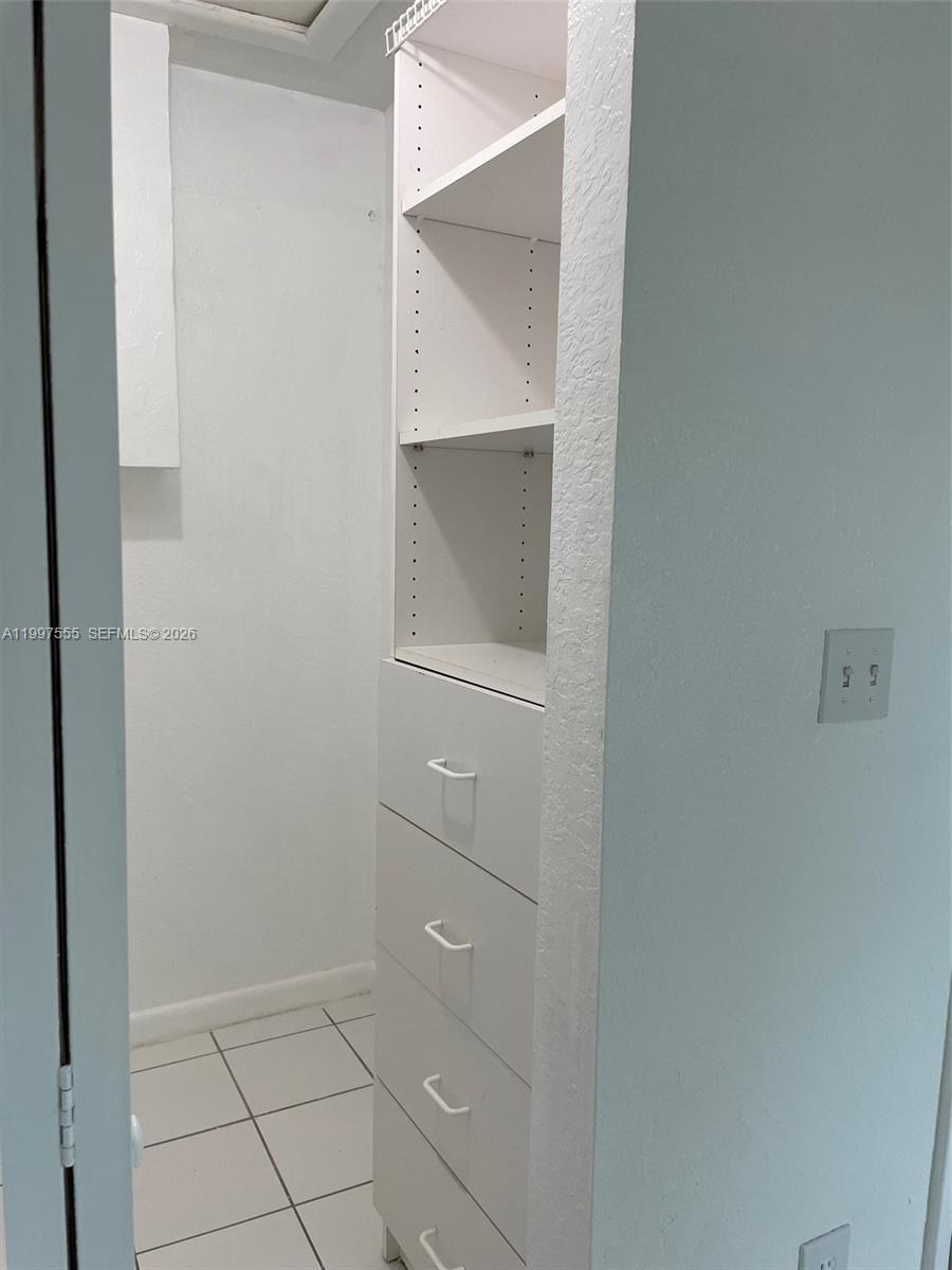 AURORA PARK - Residential Lease