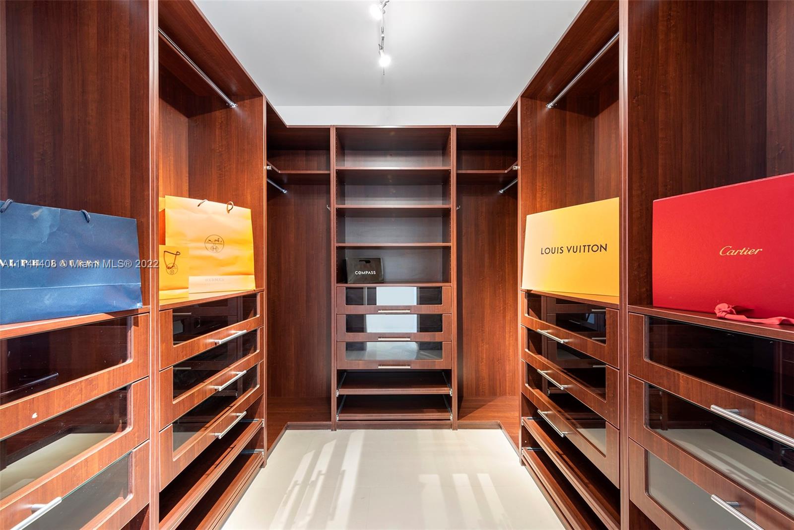 OCEAN TOWER ONE CONDO - Residential