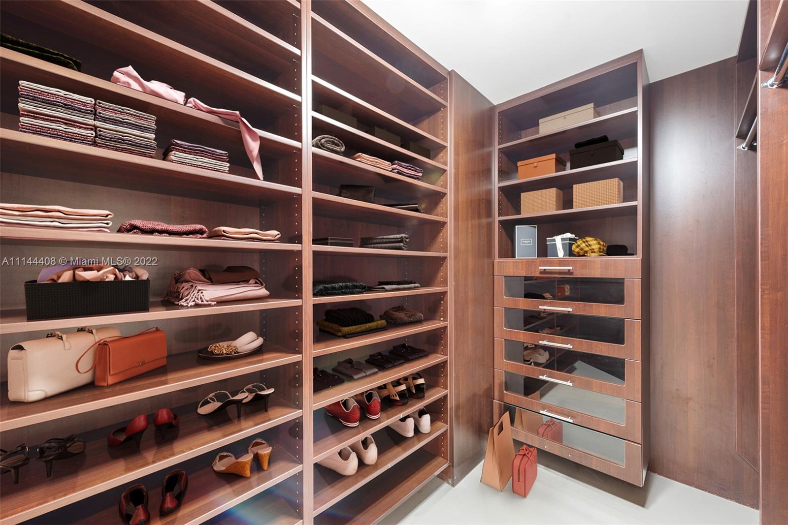 OCEAN TOWER ONE CONDO - Residential