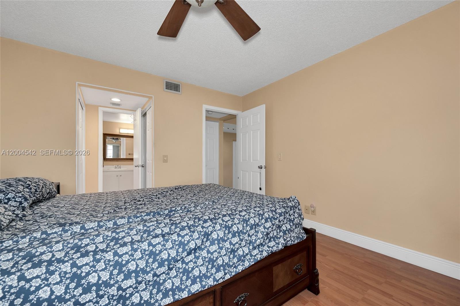 MAHOGANY KEY CONDO #3 - Residential