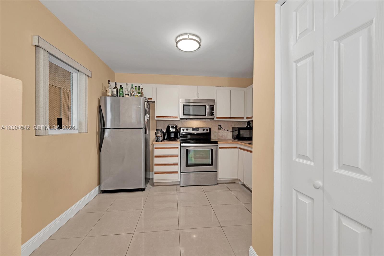 MAHOGANY KEY CONDO #3 - Residential