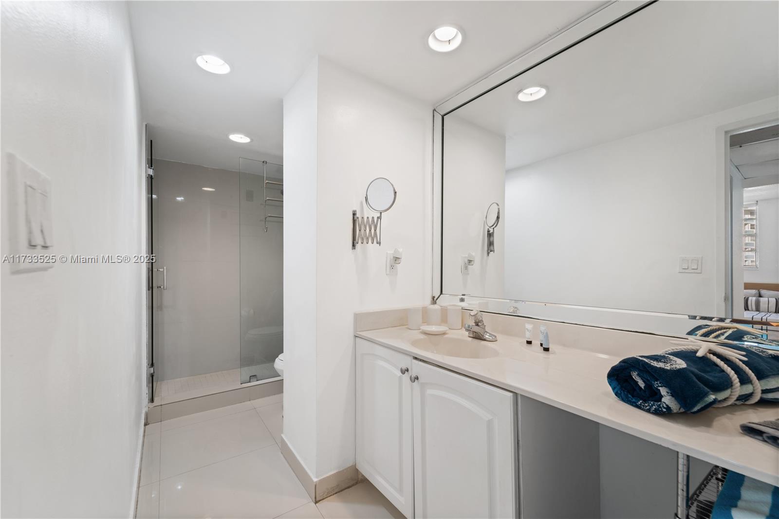 SIAN OCEAN RESIDENCES CON - Residential