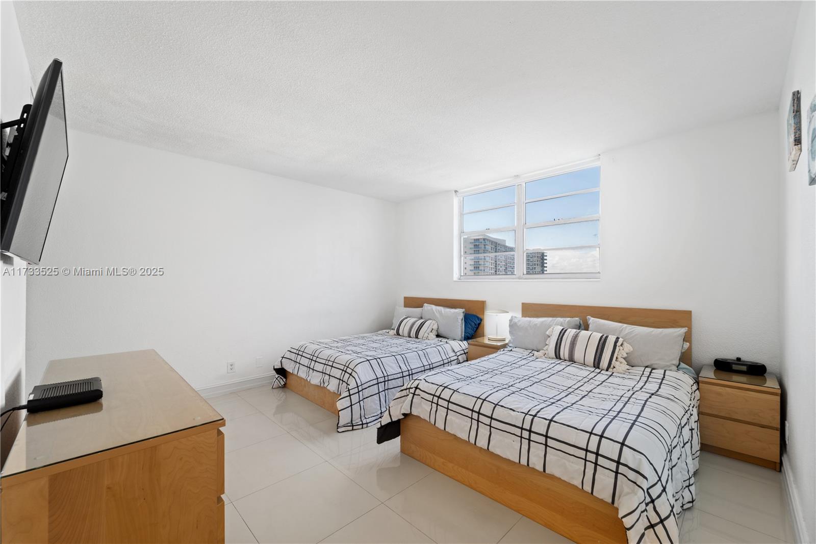 SIAN OCEAN RESIDENCES CON - Residential