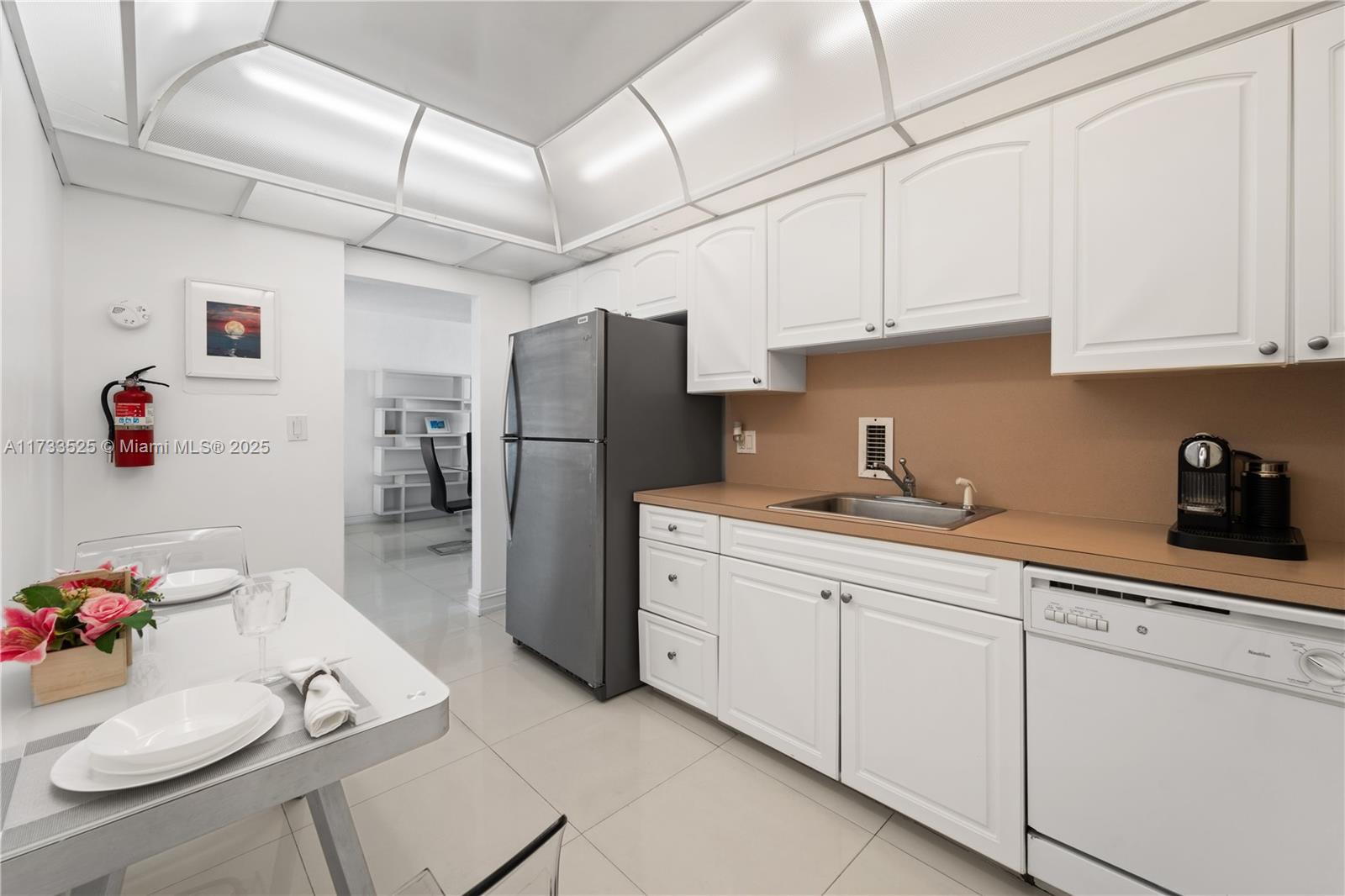 SIAN OCEAN RESIDENCES CON - Residential