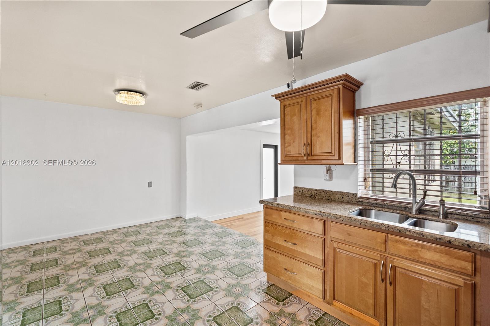 GREENVILLE MANOR - Residential