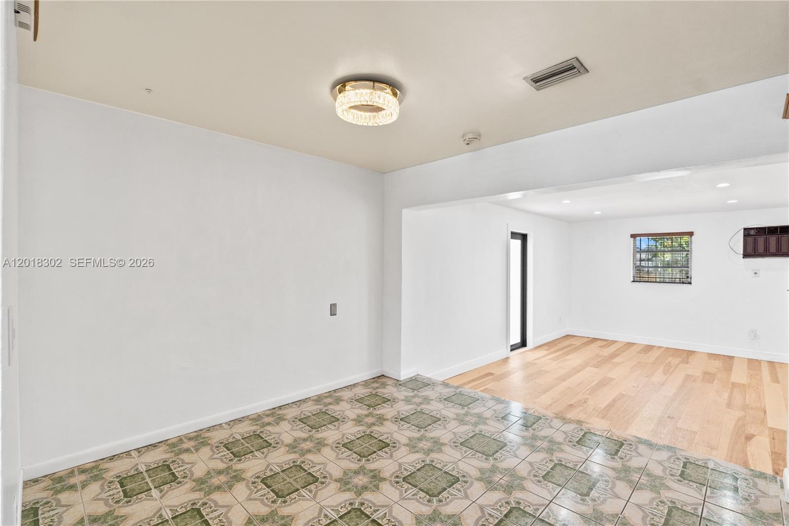 GREENVILLE MANOR - Residential
