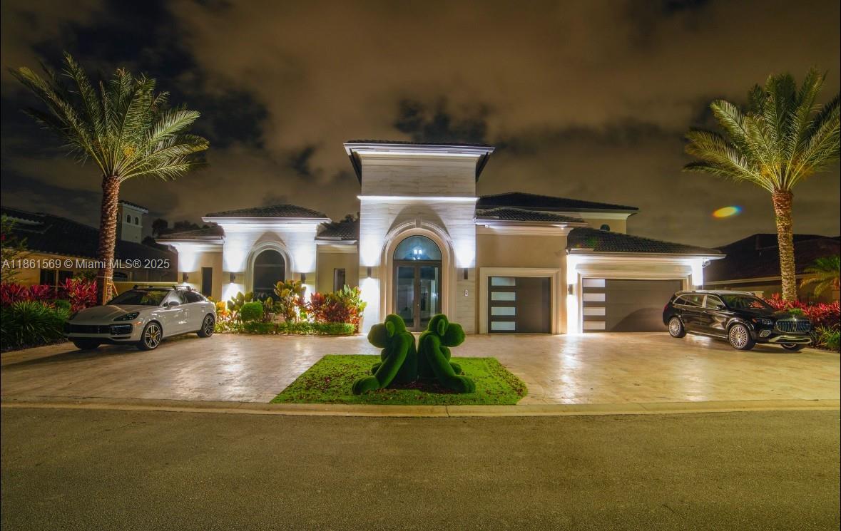 HOLLYWOOD LAKES COUNTRY C - Residential