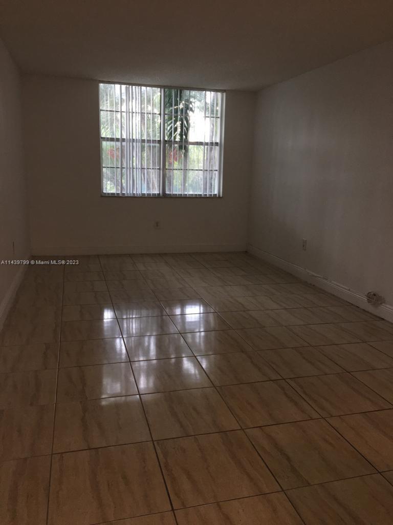 MONTECARLO CONDO - Residential