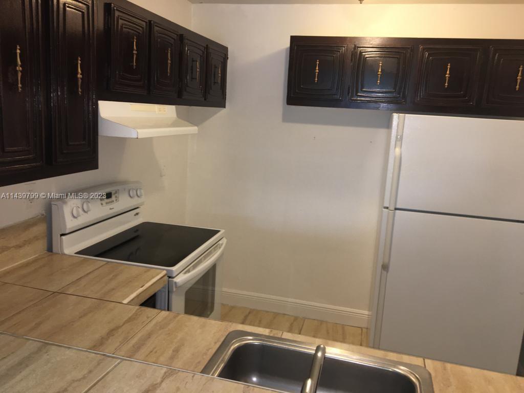 MONTECARLO CONDO - Residential