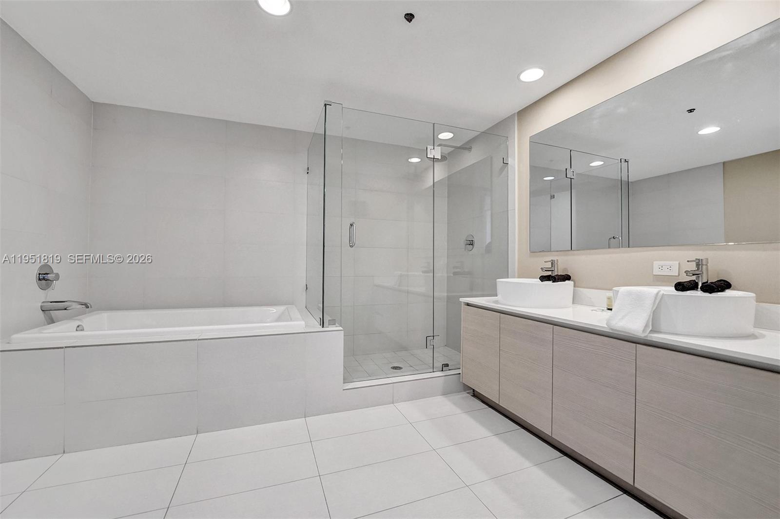 BEACHWALK CONDOMINIUM - Residential