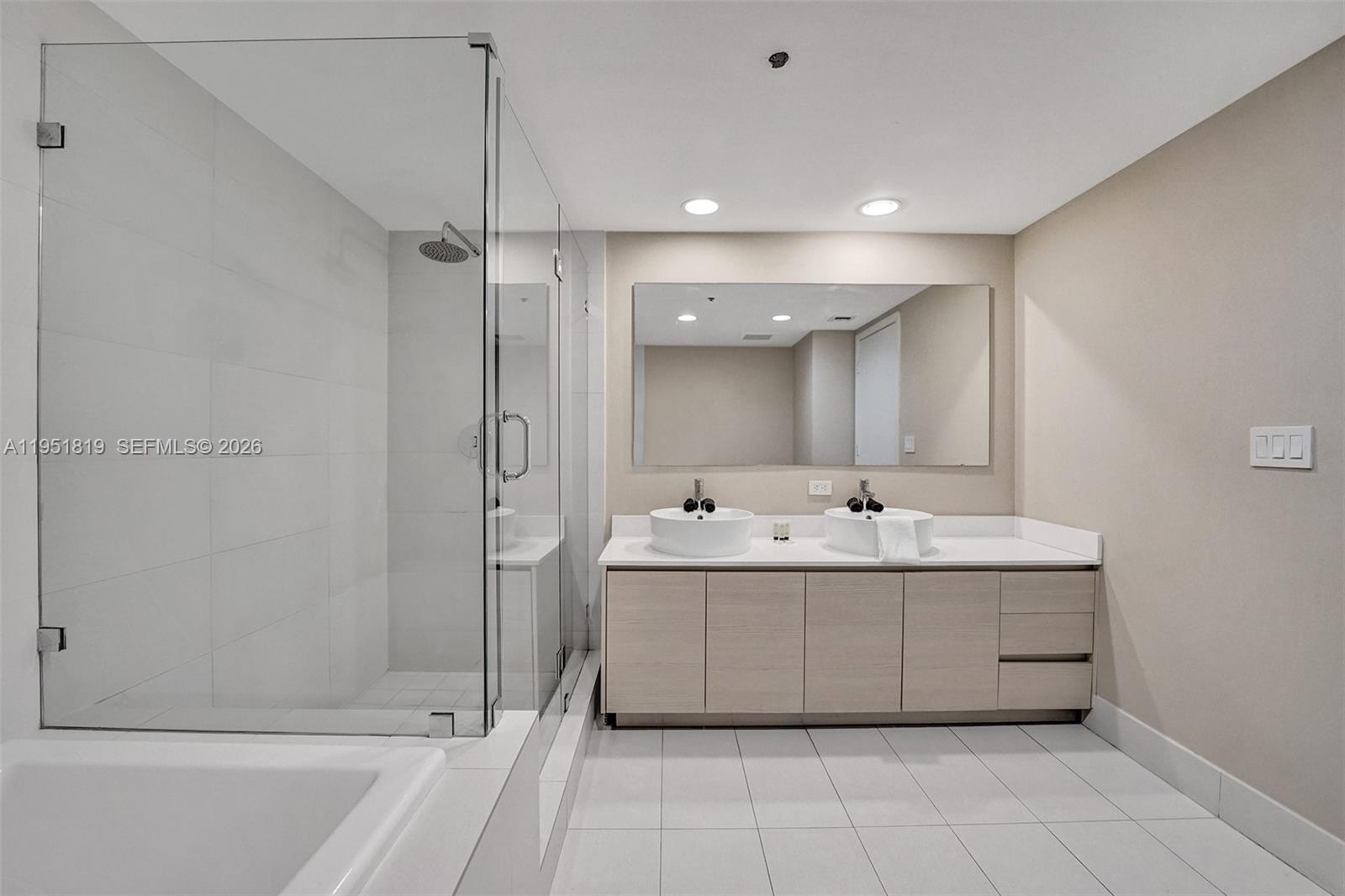 BEACHWALK CONDOMINIUM - Residential