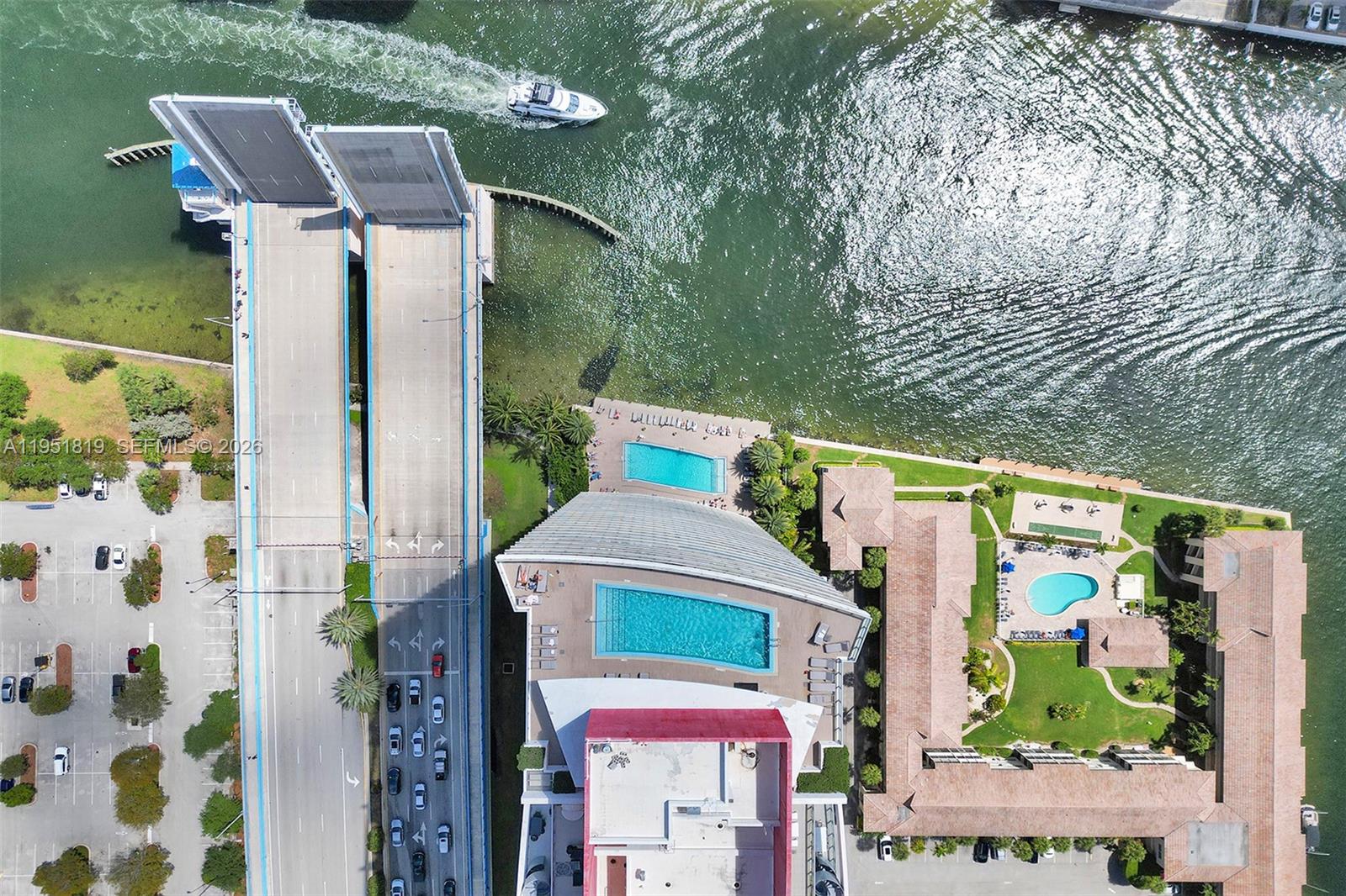 BEACHWALK CONDOMINIUM - Residential