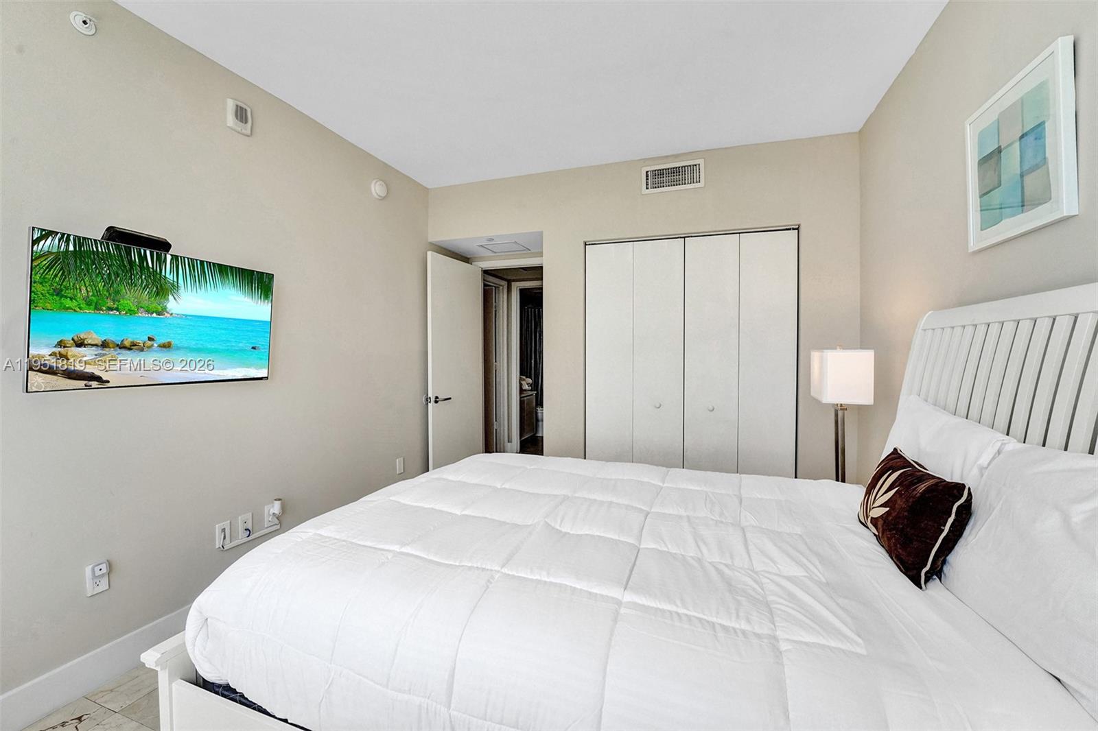 BEACHWALK CONDOMINIUM - Residential