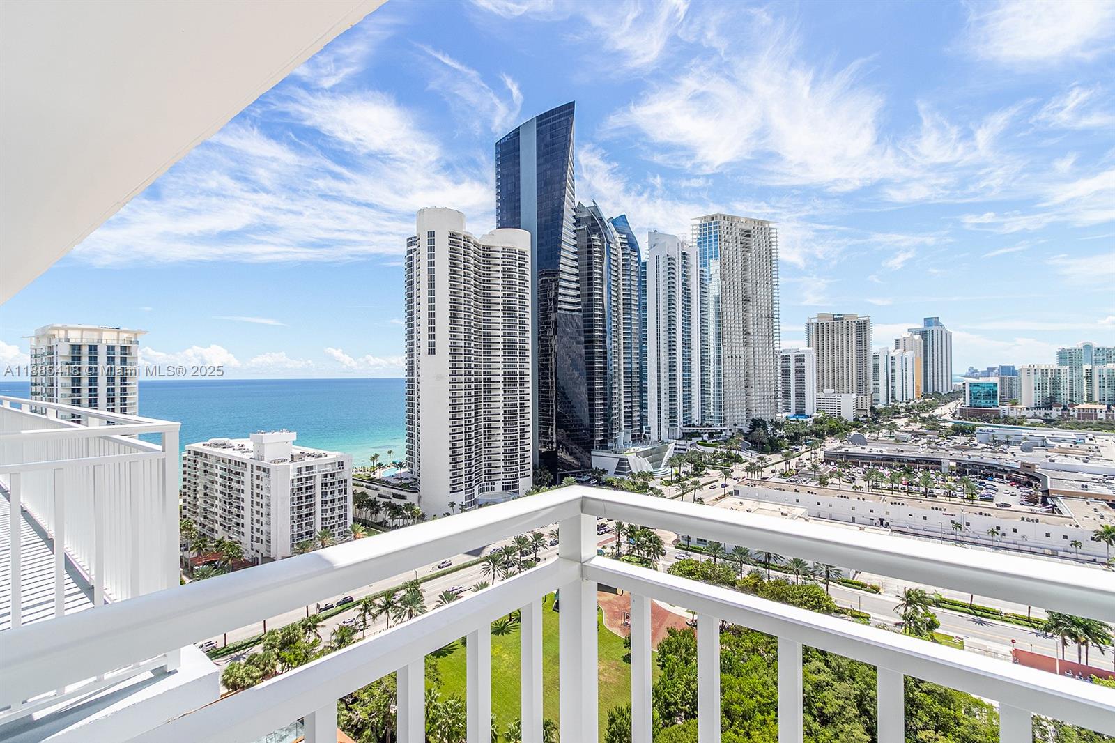 WINSTON TOWERS 600 CONDO - Residential