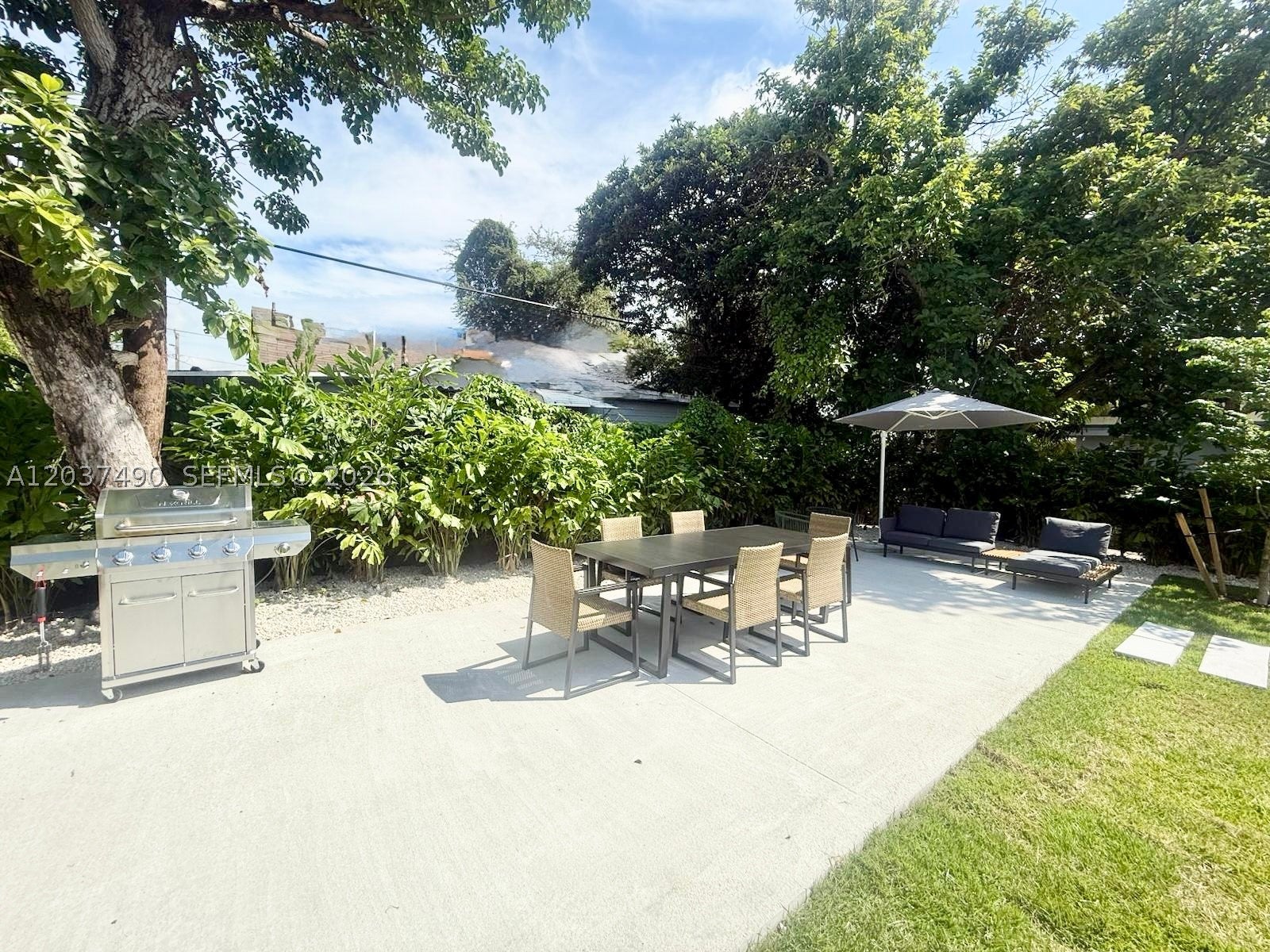 243 NW 32nd St
