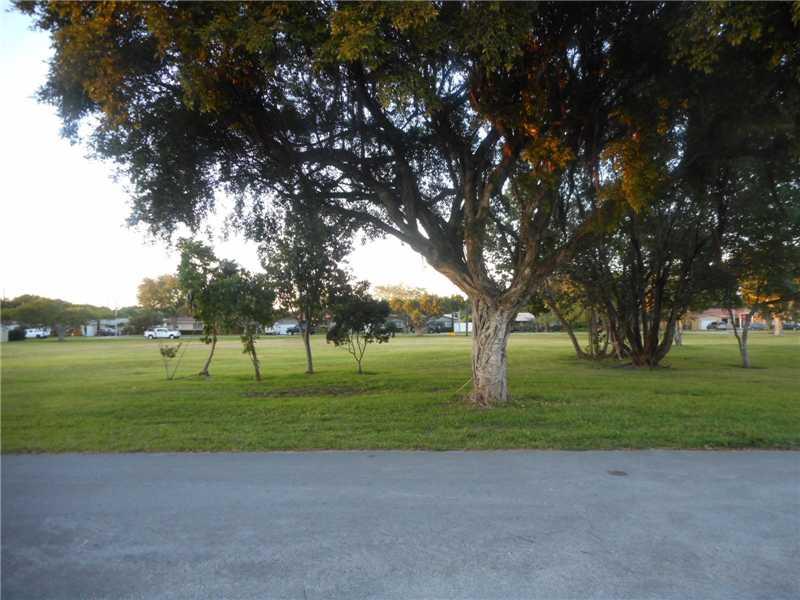 13 53 40 HOME HAVEN - Residential