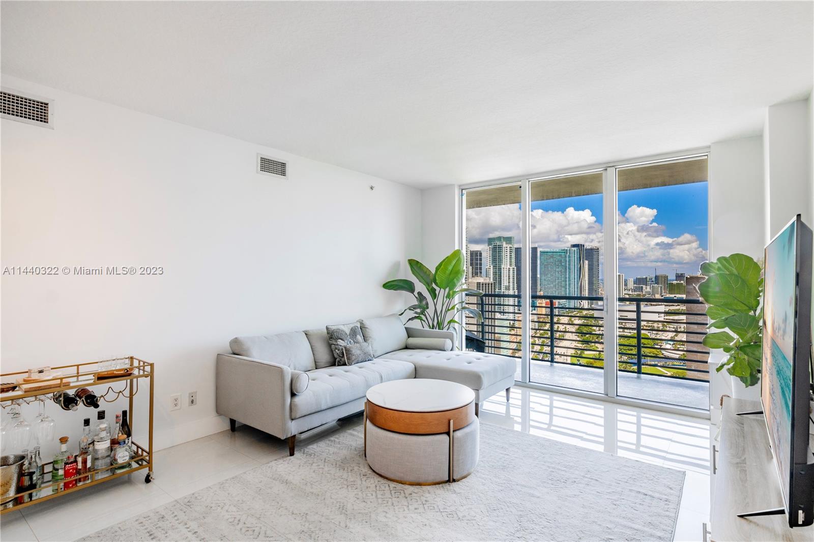 335 S Biscayne Blvd 3900