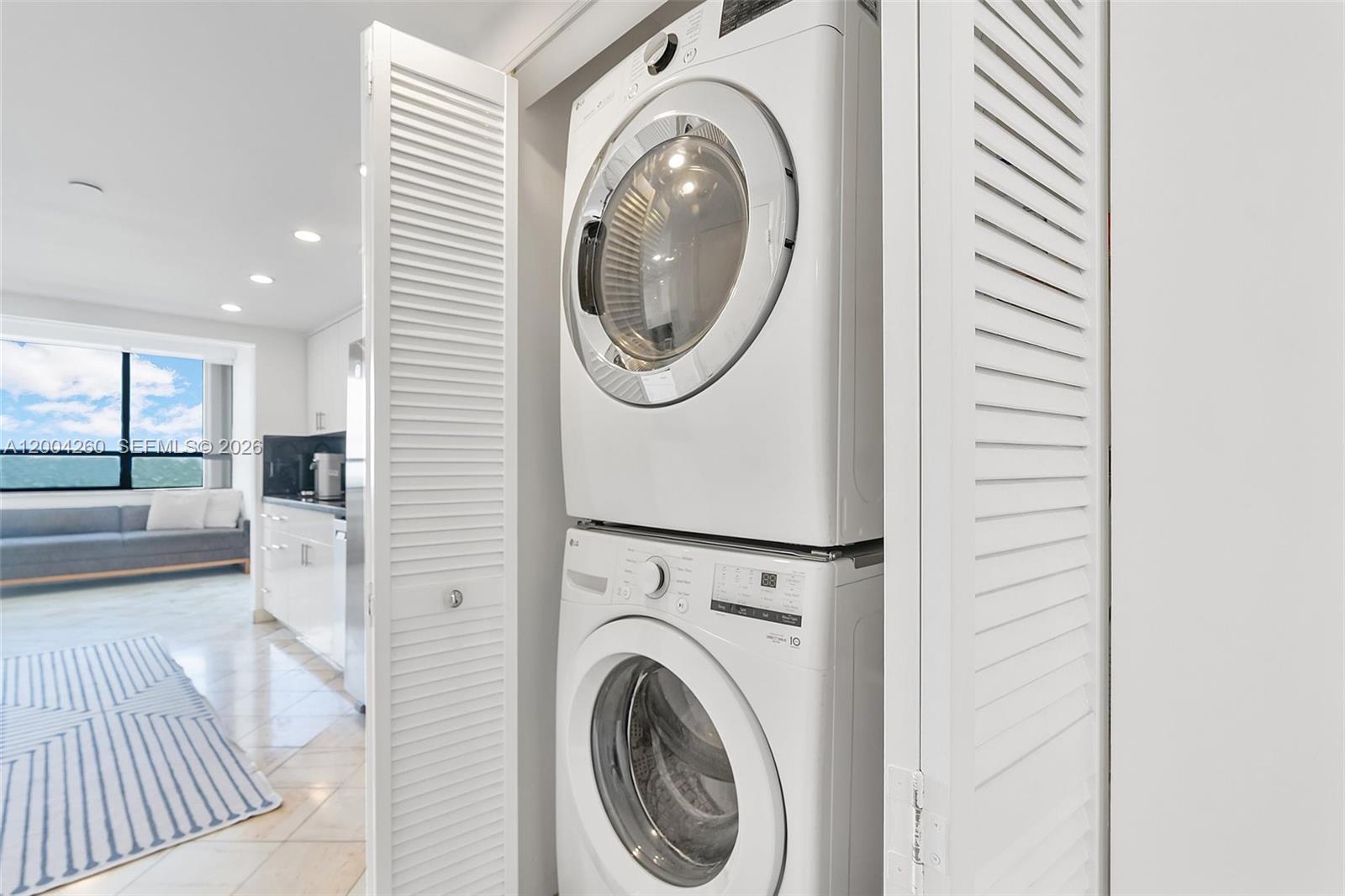 JOCKEY CLUB III CONDO - Residential