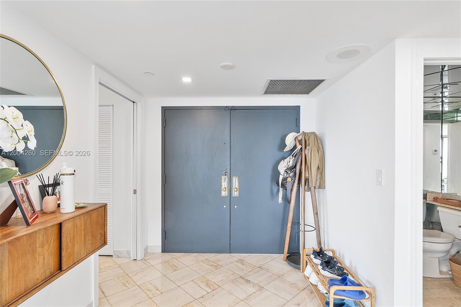 JOCKEY CLUB III CONDO - Residential