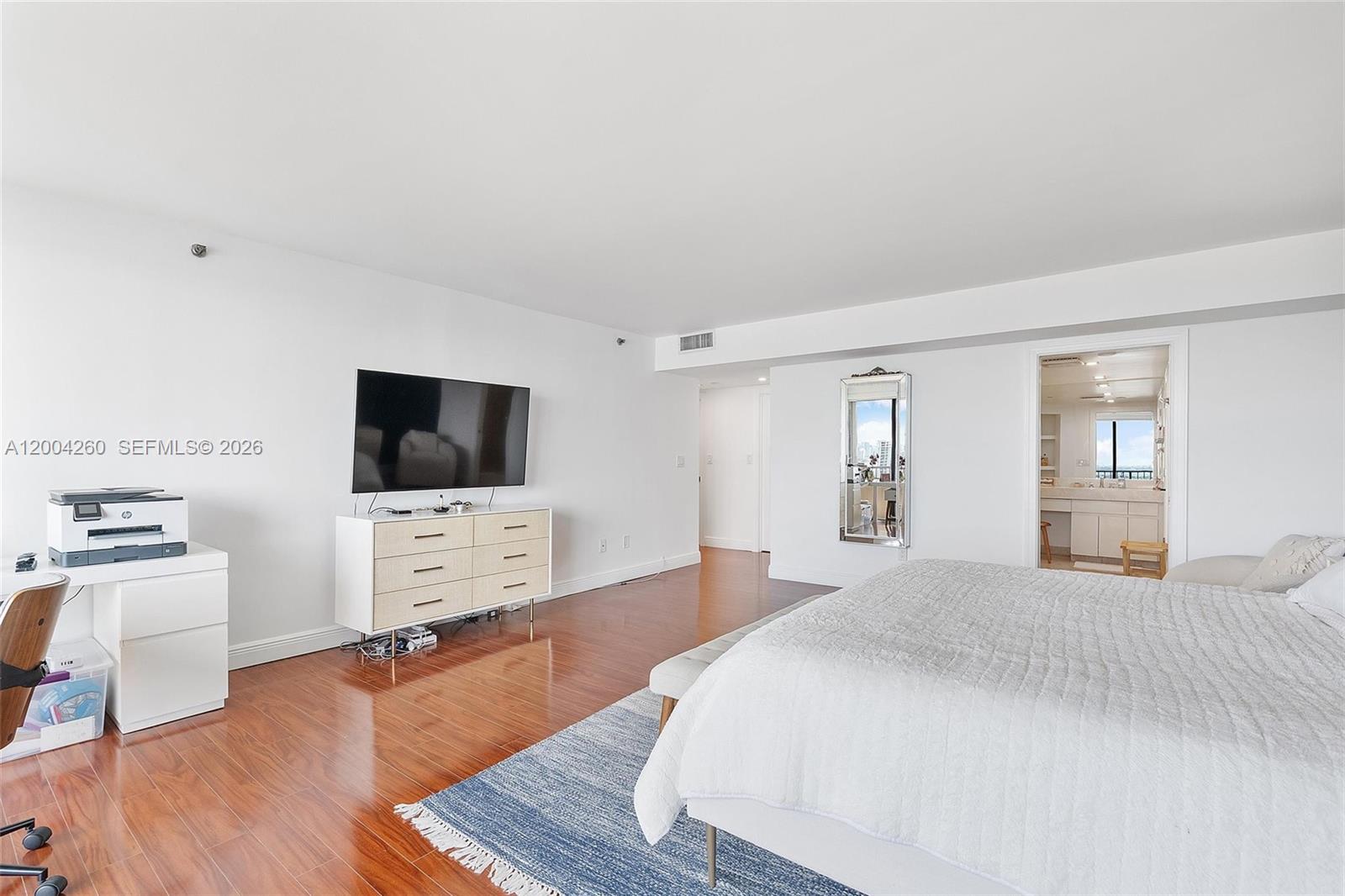 JOCKEY CLUB III CONDO - Residential