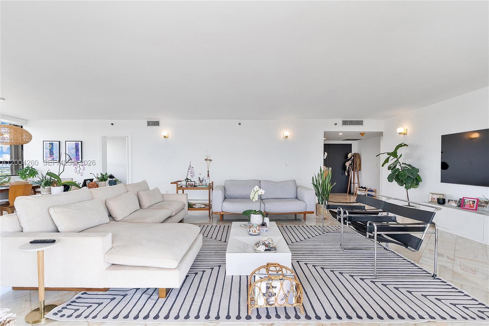 JOCKEY CLUB III CONDO - Residential