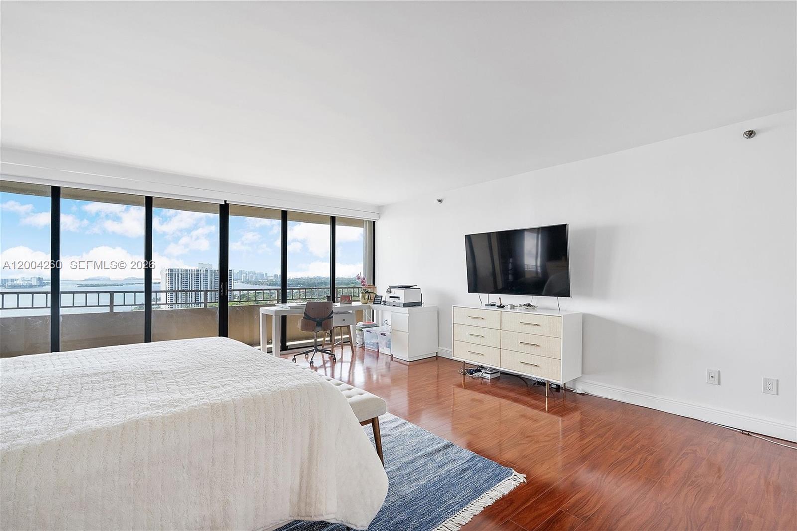 JOCKEY CLUB III CONDO - Residential